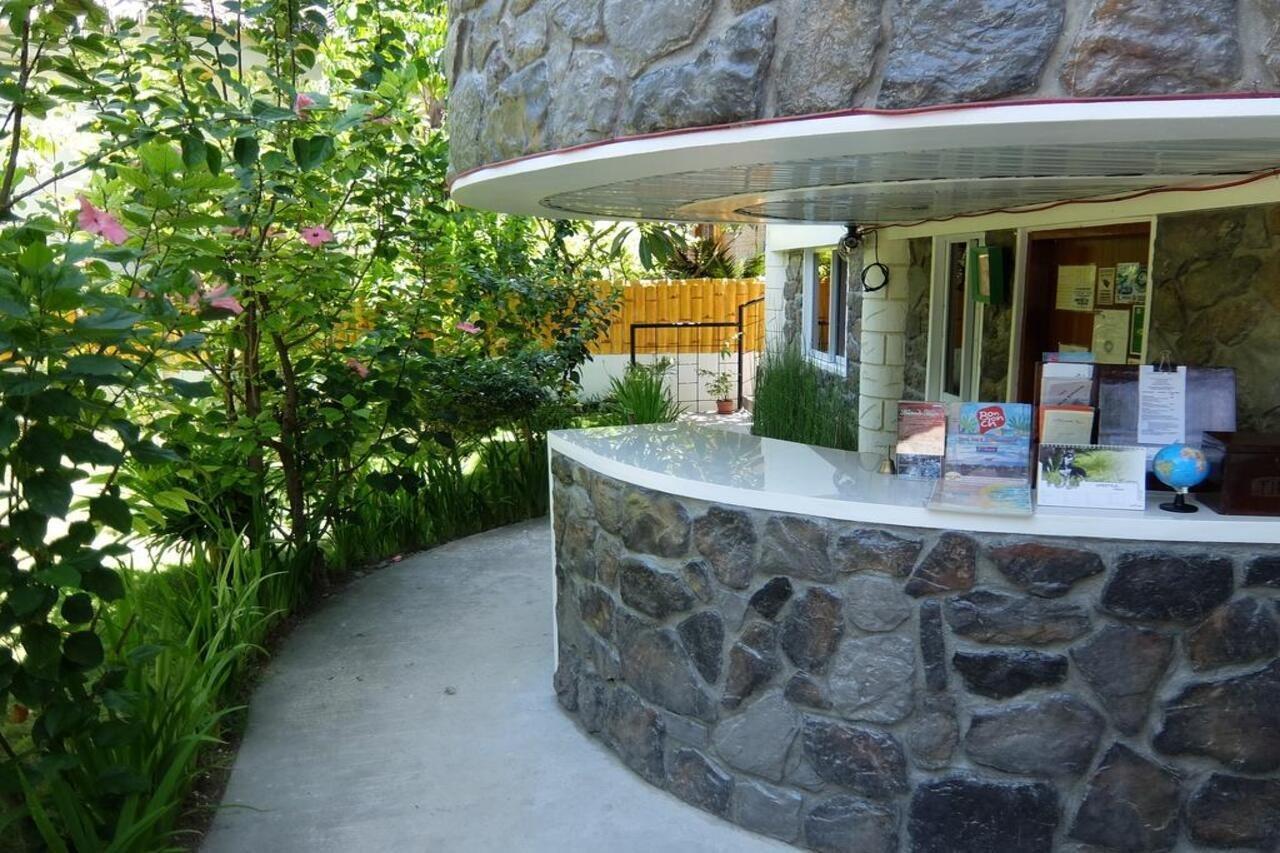Greenyard Inn Manoc-Manoc Dış mekan fotoğraf
