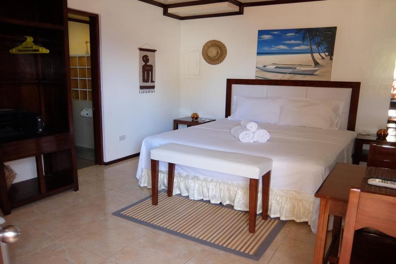 Greenyard Inn Manoc-Manoc Dış mekan fotoğraf