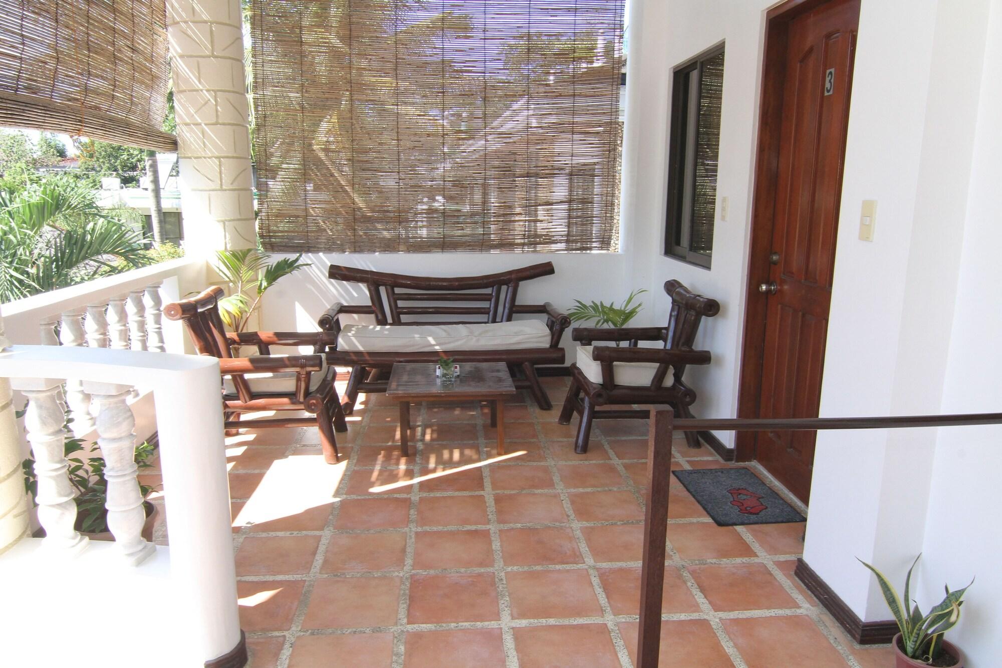 Greenyard Inn Manoc-Manoc Dış mekan fotoğraf