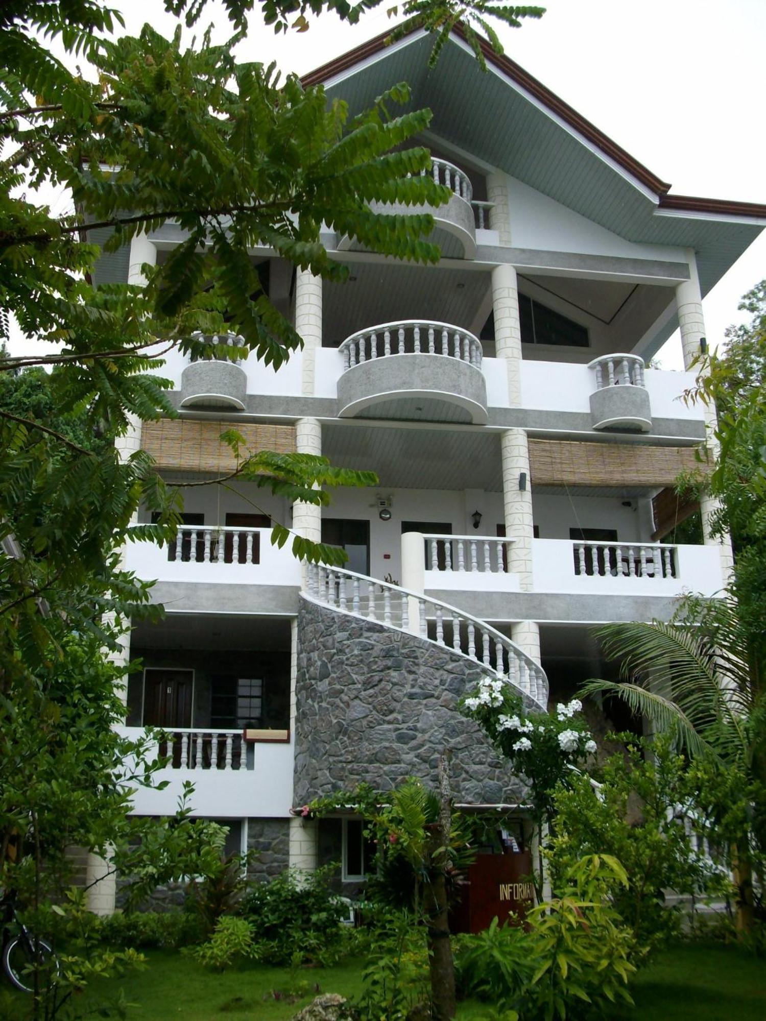 Greenyard Inn Manoc-Manoc Dış mekan fotoğraf